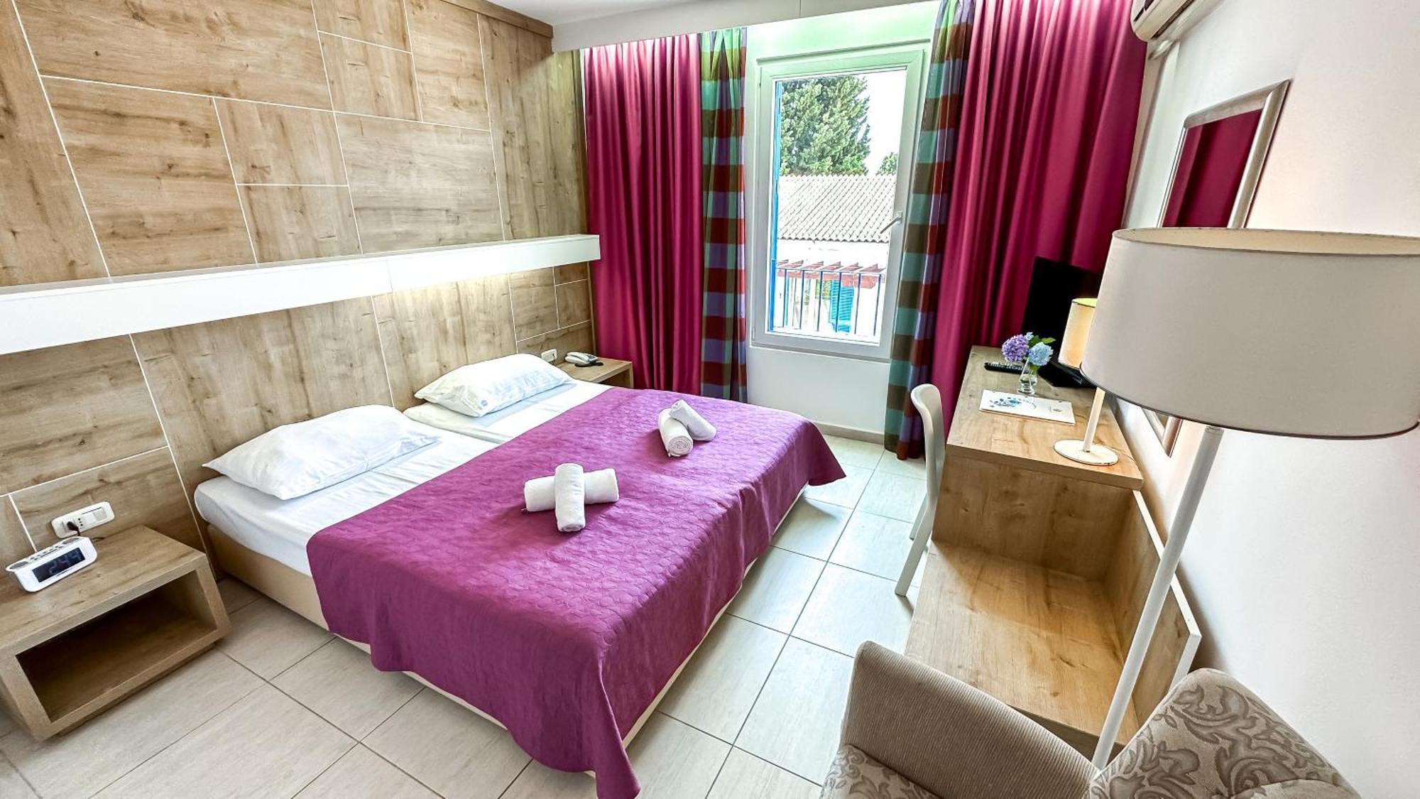 Hotel Slovenska Plaza Standard Budva Exterior photo