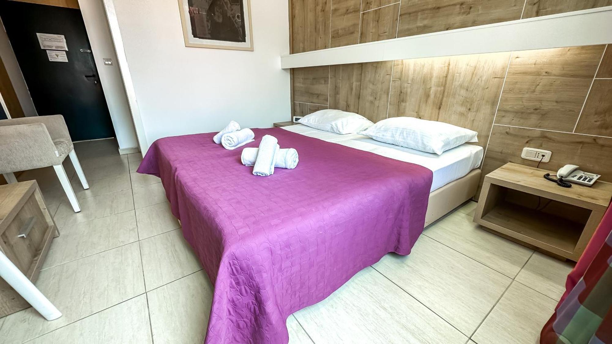 Hotel Slovenska Plaza Standard Budva Exterior photo
